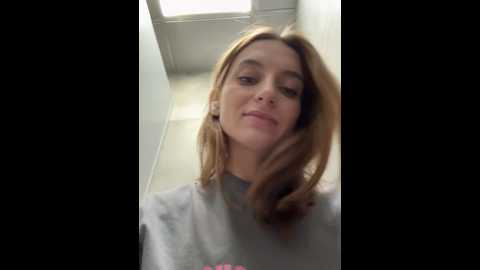 _angelari_ @ stripchat on 20241215