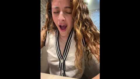 alana15 @ stripchat on 20241215
