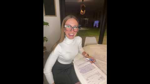 lola_tentatiion @ stripchat on 20241215