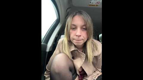 aphrodite_22 @ stripchat on 20241216