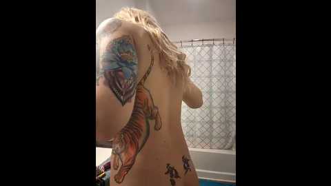 hollytattoo