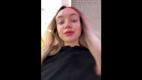 miss_elfie @ stripchat on 20241216