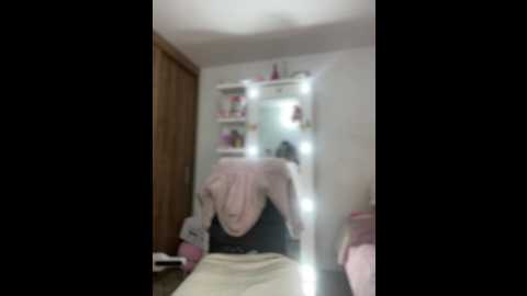 emmily_19 @ stripchat on 20241217