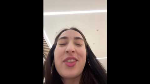 holly_play @ stripchat on 20241217