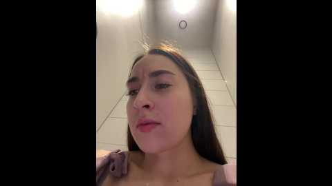 holly_play @ stripchat on 20241217