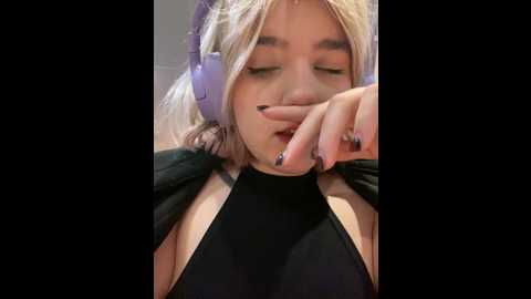 baby__naughty @ stripchat on 20241218