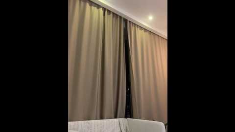 curvyflawless @ stripchat on 20241218