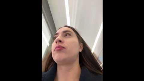 holly_play @ stripchat on 20241218