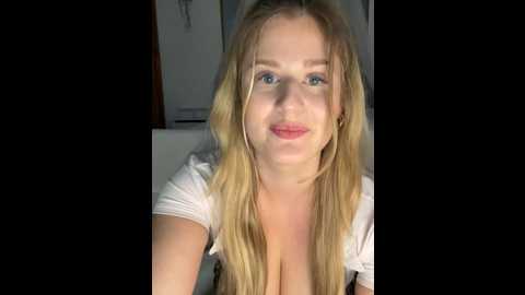 busty_ellie