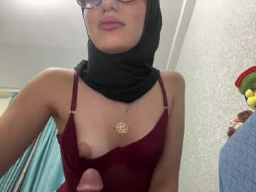 gumusguray @ stripchat on 20241219