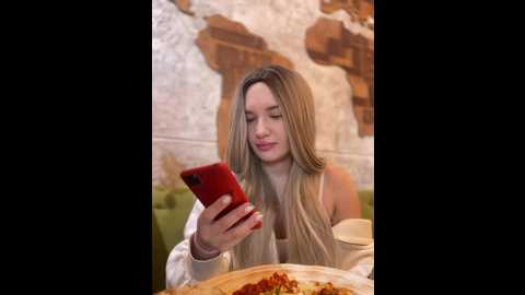 holly_molii @ stripchat on 20241219