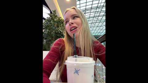 mur_girl @ stripchat on 20241220