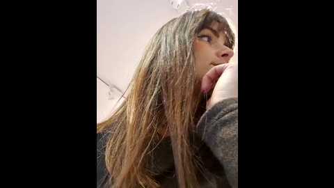 petitefee_lola