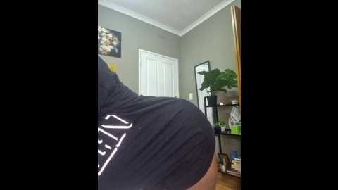 bustygoddess32
