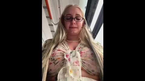 milkyy_wway @ stripchat on 20250530