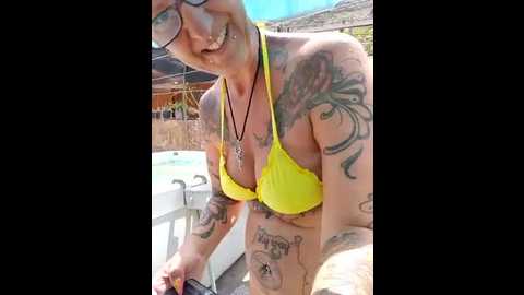 emma_milf25 @ stripchat on 20250531