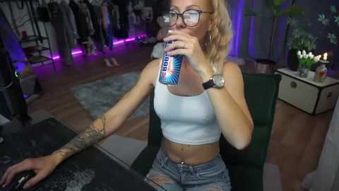 larapunkt @ stripchat on 20250531