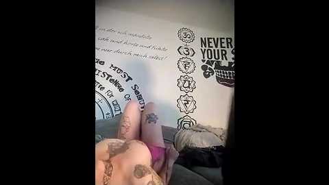 sarahpearlx @ stripchat on 20250531