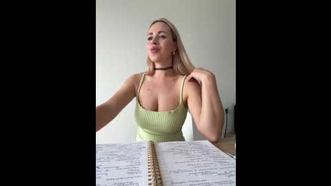 streetdoll @ stripchat on 20250531