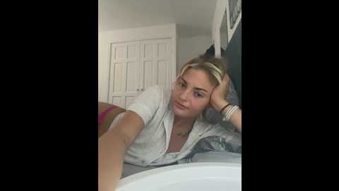 katiegrace @ stripchat on 20250601