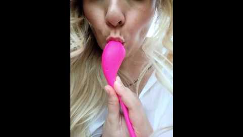 bondgirl_013 @ stripchat on 20250604