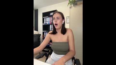 hii_lolla @ stripchat on 20250604