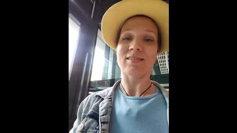 exhibitionsplit @ stripchat on 20250605