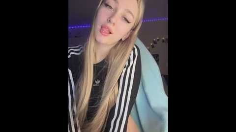 good__girl_ @ stripchat on 20250605