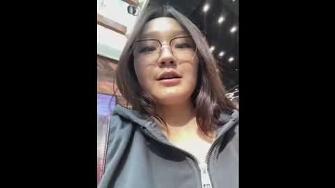 kissmeeva @ stripchat on 20250605