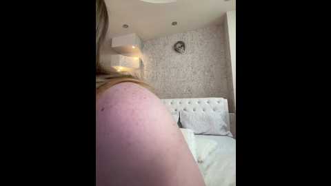 uni_chloe @ stripchat on 20250605