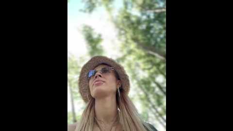 charming_ritta @ stripchat on 20250606