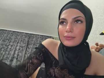 gumusguray @ stripchat on 20250606