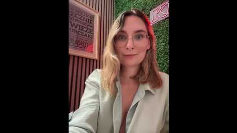 the_snowwhitee @ stripchat on 20250606