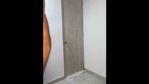 young_liza @ stripchat on 20250608