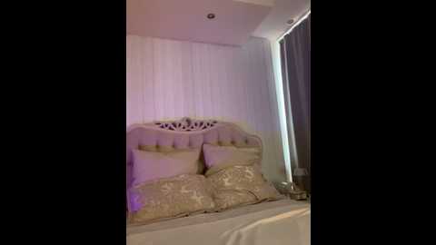 bella_suns @ stripchat on 20250609