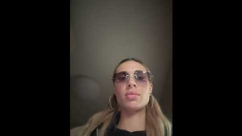 charming_ritta @ stripchat on 20250609