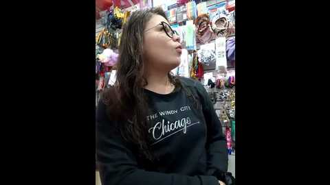 vale_saenzz @ stripchat on 20250609