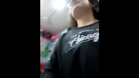 vale_saenzz @ stripchat on 20250609