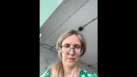 mollystory @ stripchat on 20250610