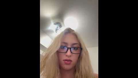 kitty_swetty @ stripchat on 20250611