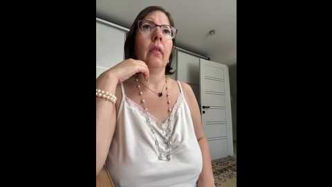 b_bonya_m @ stripchat on 20250613