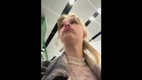 julie_bae @ stripchat on 20250613