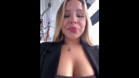 liza_risky @ stripchat on 20250613