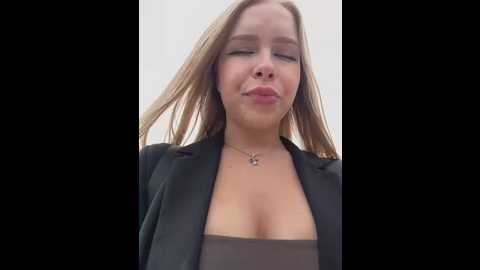 liza_risky @ stripchat on 20250613