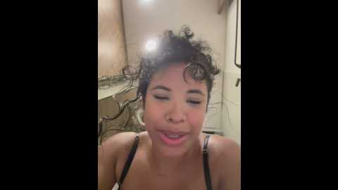 brunettexio @ stripchat on 20250614