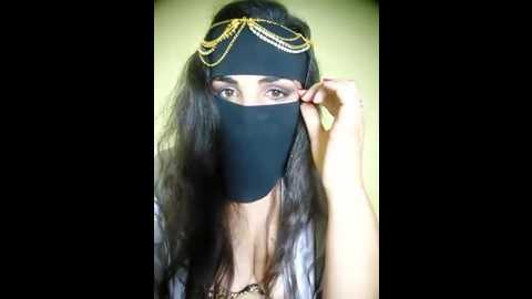 hot_noura_