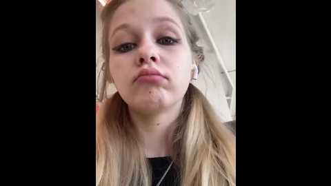 julie_bae