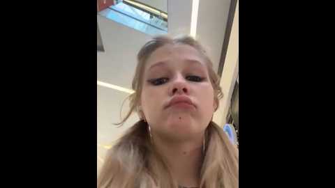 julie_bae