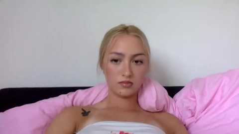 kitty_swetty @ stripchat on 20250618