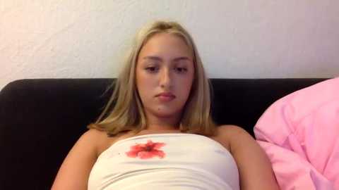 kitty_swetty @ stripchat on 20250618